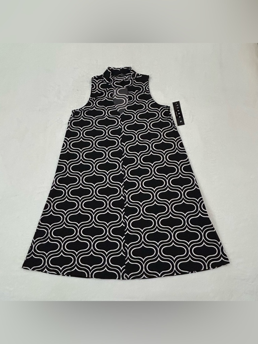 Tiana B. Black & White Geometric Print Sleeveless Trapeze Dress Women’s Size 10